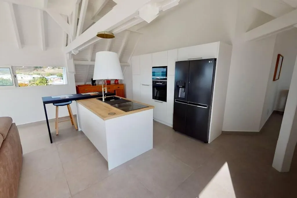 Walee Beach Penthouse By The Sea, 2 Bedrooms, Pool Grand Case Daire